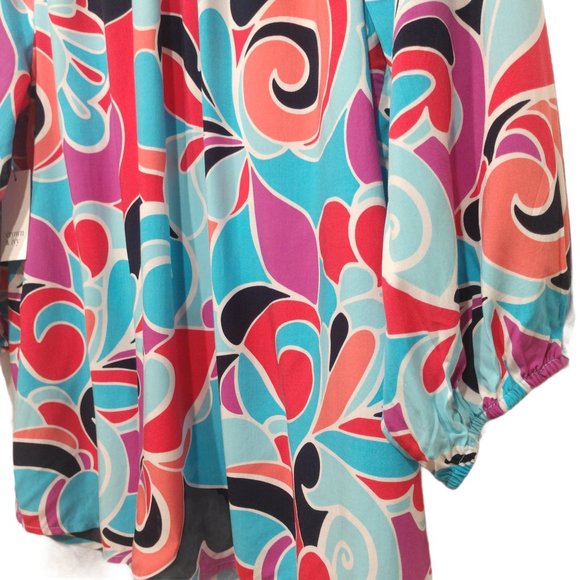 Crown & Ivy Swirl Print Peasant Top Plus Size 1X - Picture 13 of 15